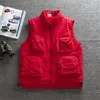 Mäns västar 2024 Multi-Pocket Techwear Style Hip Hop Winter Cargo Vest Men Women Outdoor Casual Pography Warm Padded Waistcoat Orange Red