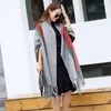 Kvinnors stickor Cardigan Winter Elegant Tassel Wrap Swing Sticked Overdimensionerad tröja Scarf Blus Y2K kläder