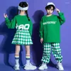 Stage Wear Enfants Teen Show Tenues Hip Hop Vêtements Sweat-shirt vert Tops Pantalons de jogging à carreaux pour fille garçon Jazz Costume de danse Vêtements