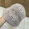 Berretti di alta qualità inverno donna lana lavorata a maglia plaid cloche cappello a secchiello berretti d'angora classico pied de poule caldo Fedora