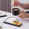 Muggar 200 ml med användning tefat kreativt nordiskt keramiskt utsökt för nycklar hem vitt kaffe svart piano och set cups presentkopp