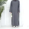 Ethnische Kleidung, lässig, Abaya, dünner Stoff, lockere geteilte Ärmel, langes Kleid, Seitentaschen, bescheidener Kaftan, muslimische Hijab-Robe, islamische Kleidung