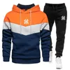 Tute da uomo 2024 Primavera e autunno Pantaloni con cappuccio con zip 2 set di marchi di moda per il tempo libero Running Jogging Fitness Sportswear Set