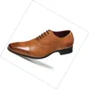 Chaussures habillées de haute qualité hommes en cuir mode mariage confortable formel livraison directe 663