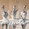 Harts Nordic Ballet Dance Girl Statues Creative Dancer Lass Figurer för Interiör Hem sovrum Desktop Decor Artiklar 240125