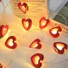 Cordas 40 LED Madeira Amor Coração String Luzes de Fadas Vermelho Branco Luz Interior Festa de Casamento Guirlanda Decoração de Lâmpada de Dia dos Namorados