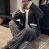 Kadınların pijama geniş bacaklı pantolonlar üst set rahat kış salonu giyim kadınları için peluş peluş termal pijamalar v yaka uzun kollu üst bacak