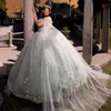 Jasnozielona z narzędzia do balowej suknia quinceanera sukienka luksusowa brokat aplikacja koronkowa 3dflower tull corset 15 vestidos de xv anos