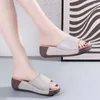 Slippers Platform 36-39 Mocasin Women's Fashion Flip Flops Shoes Sandaler Women 42 Sneakers Sport Kawaiis Oviting Styling