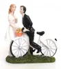 New Wedding Cake Toppers Bicycle Kissing Bride and Groom Decoration CupCake Topper Resign Figurine Craft Souvenir Wedding Favors1991108