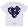 Commes des Garcon T Shirt Mass Mens Play Tshirt Designer Red Heart Shirt Commes Casual Women koszule des odznaki Garcons High Quanlity Tshirts Botton Haft 9bfa