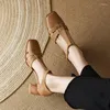 Sandales en cuir véritable pour femmes, chaussures rétro à lanière en T, talon bloc, bout carré, boucle, été, 2024