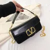 2024 Wallet Fashion Designer Bag Fashion Women Shoulder Bags Womens Luxurys Designers V Handbag Crossbody Handbags Purse Nappa Stud Totes a3