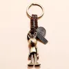 Keychains Vintage Style Movable Bronze Alloy Robot Charm Car For Male And Female Backpack Key Ring Pendant Keyrings