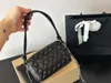 Vintage klassieke mini -onderarm tas dames mode boodschappen tasjes schoudertassen handtassen crossebody messenger tas lederen portier aktetas luxe designer portemonnees