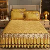 Bedkjol Luxury Golden Winter Velvet Bedstrålning Tjock Home Kjol-Style Sheets Brodery Cotton European Style Spreads