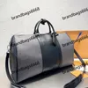 2023 Duffel Bags Luxury Fashion Men Women Travel Duffle Bags Brand Designer Bagage Handväskor med lås Stor kapacitet Sportväska storlek 50 cm