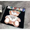 24SS Desginer Moschino футболка модный бренд весна и лето новый пуловер с круглым вырезом футболка с медведем для родителей и детей с короткими рукавами для влюбленных 2024