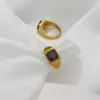 Cluster Rings Luxury Women Jewelry 2024 Signet Ring For Men 18k Gold Plated Couple With Stone Black Retro Stainless Steel Girls