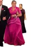 2024 ASO EBI Arabiska formella fuchsia mantel Mor till brudklänningarna Satin Vintage Evening Prom Formal Party Birthday Celebrity Mother of Groom Gowns Dress ZJ057