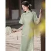 2023 Beige Verbeterd Borduren Cheongsam Vintage Elegante Jurk Trompet Mouw Slimfit Mid Lange Qipao Traditionele Chinese 240131