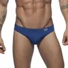 Hommes couleur unie Triangle maillot de bain mode européenne américaine taille basse Bikini avec coussinet poussoir été plage Surf short à séchage rapide 240131