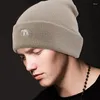 Berretti 2024 inverno lana lavorata a maglia cappello berretti uomo donna ricamato orso moda berretto tinta unita cappelli hip-hop caldo Skullies a prova di freddo