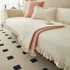 Stol täcker kort plysch soffa rosa slipcovers handduk med kjol universal icke-halk soffa täckning för vardagsrum dekorativt