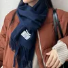 Bufanda de lana pura de doble estándar, bufanda Karin clásica de color sólido de alta gama para hombres y mujeres del mismo estilo