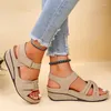 Chaussures habillées Maogu Dames Confortable Sandale Femme Rétro Casual Wedge Chaussure Légère Chaussure Femme Femmes 2024 Sandales d'été Bout Ouvert 43