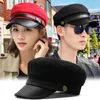 Bollkåpor Navy Cap Pu Leather Brim Copper Buckle Hat British Men and Women Hats Retro Flat Top Student