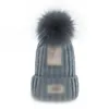 قبعات تصميم جديدة Beanie Winter Designer Hat Cap Mans/Womens Letter Bonnet Design Design Design Hats Hall Woolen Jacquard Gift I14