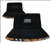 Luxurys Designer Bucket Hat Cap 2024 Casquettes de loisirs de mode d'été Sens avancé plein de chapeaux de pêcheur simples pour hommes et femmes ombrageant 3 couleurs bonnes