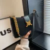 High End Niche Design Chain Shoulder Triumphal Arch Underarm Bag Women s Nytt arbete och pendling av Crossbody Factory Direct Sales