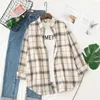 Women's Blouses Turn Down Collar Long Sleeve Patch Pocket Single-breasted Shirt Coat Classic Plaid Print Casual Mid-Length Cardigan Blouse