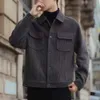가벼운 고급 고급 코듀로이 남자 재킷, 봄과 가을 한국 버전 작업 의류, 플립 칼라, 따뜻하고 느슨한 재킷, 남자 가을 의류