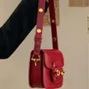 Ny ins västerländsk stil bröllop röd sadel mode mångsidig en axel crossbody väska fabrik direktförsäljning