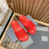 2024 Zwembad Slides Slippers Voor Mannen Vrouwen Luxe Parijs Triple Zwart Wit Rood Platte Rubberen Sliders Sandalen Beroemde Ontwerper pantoufle muilezels claquette Strand Schoenen