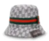 Chapeau de godet de concepteur chapeaux designers femmes coton unisexe casquettes plus jeunes large casquette salée voyage protection solaire casquettes casquette pleine lettre respirant sunbonnet