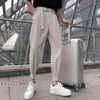 Pantaloni da uomo Primavera Uomo Slim Fit Classico Harem Pantaloni neri solidi larghi vintage selvaggi semplici Abito casual alla moda coreana