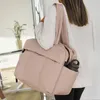 Duffel Bags Down Bag Grande Capacidade Mulheres Ombro Multifuncional Seco Molhado Separação Mão Viagem Feminina