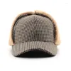 Casquettes de baseball femmes chapeaux d'hiver mode casquette de baseball à carreaux avec oreillettes épais chapeau en peluche pour femme en plein air Snapback