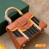 デザイナーショルダーバッグSAC SAIGONミニレザーハンドバッグファッションバッグギフト梱包サドルバッグ