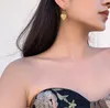 Moda francesa brincos vintage coração balançar brincos feminino estilo europeu e americano brincos de designer de luxo para mulher 18k banhado a ouro