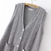 Autumn Winter Plus Size Sweater Vest Women Clothing Argyle Twist Knitted Cardigan Fashion Label Pocket V-Neck Curve Jumper 240129