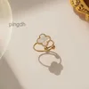 Designer Ring Van Clover Ring Cleef Four Leaf Clover Ring 2024 Fashion Jewelry Designer Van Clove Band Rings Classic 4 Four Leaf Ring Diamond Butterfly Ring Gold Silve