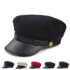 Bollkåpor Navy Cap Pu Leather Brim Copper Buckle Hat British Men and Women Hats Retro Flat Top Student