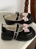 Klädskor lolita Mary Janes kvinnor vintage söt spänne band pumpar kvinnlig avslappnad båge koreansk designer zapatos de mujer tacones