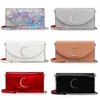 2024 Tasarımcı Çanta Perçinli Kadınlar El Yapımı Deri Elmaslar Omuz Çantası Klasik Mektup Yemek Çantası Moda Essential Red Alt Tag Crossbody Bag Çanta