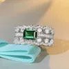 Bagues de cluster 2024 S925 Bague en argent sterling Femme Emerald Cut Européenne et américaine Full Diamond High Carbon